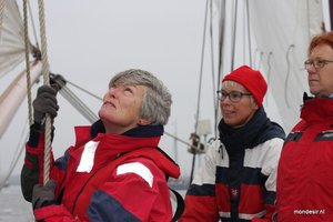 Vrouwenpower brengt ons tegen wind en tij naar Terschelling